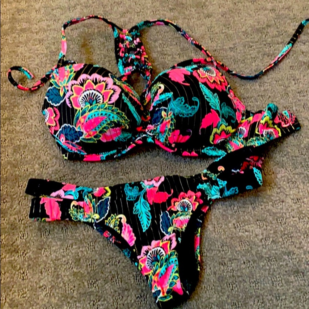 Bathing suit